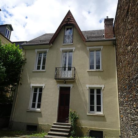 Le Clos Du Casino Bagneres-de-Luchon Exterior photo